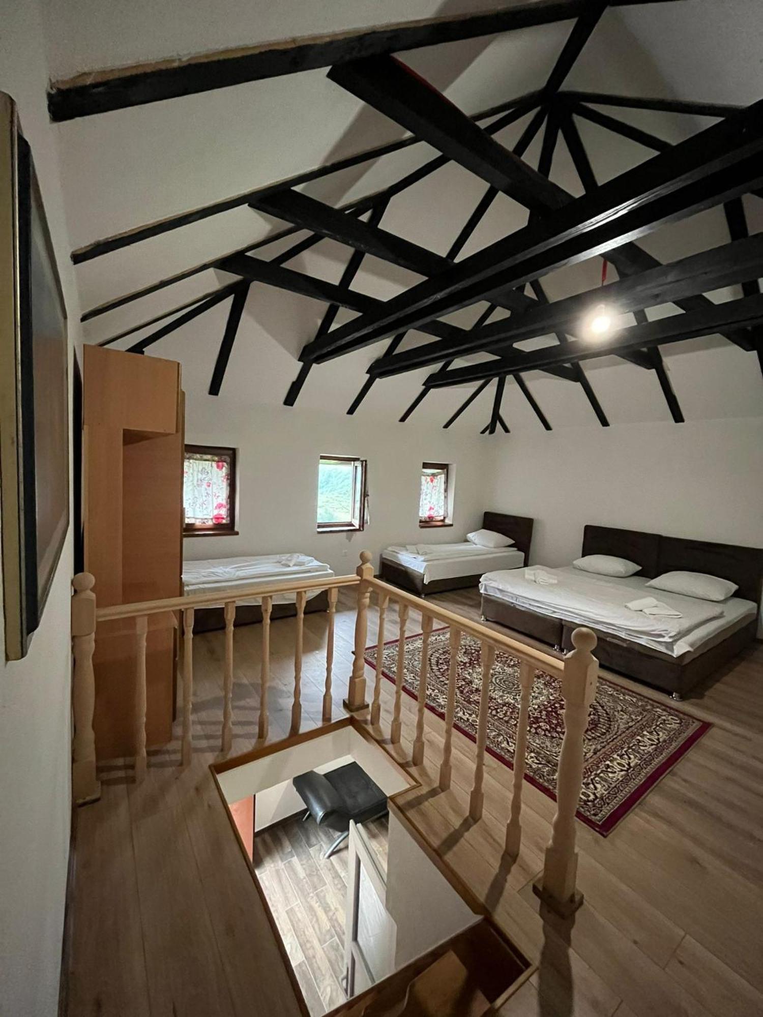 Small Bosnian House Appartement